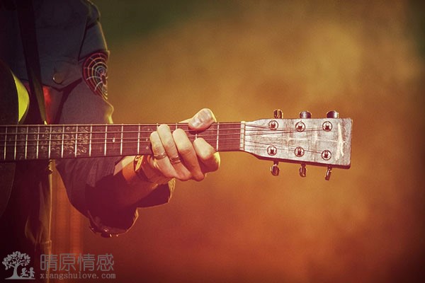 性生活不和谐如何找回激情，挽救婚姻关系，缓和跟老婆的关系？