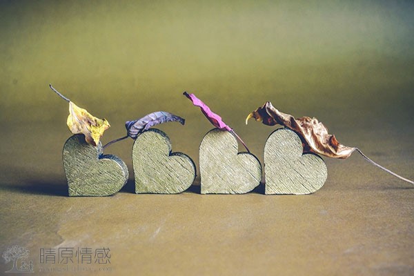与男友出现了很多矛盾和冲突，不知道该如何化解这种局面。