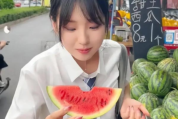 跨国恋人的西瓜之旅！甜蜜一夏，一口清凉